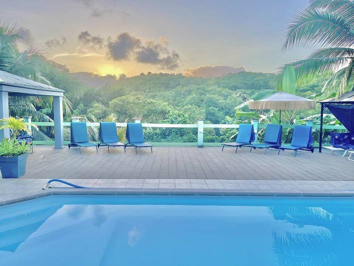 Chambre pour 7 personnes, avec piscine ainsi que terrasse et jardin dans DOM-TOM - 2