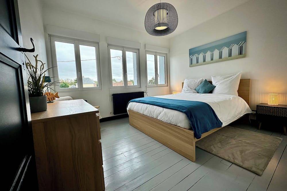 Appartement entier, Le cabestan 700m de la mer avec terrasse et terrain de pétanque, animaux accepté in Cayeux-sur-Mer, Région d'Abbeville