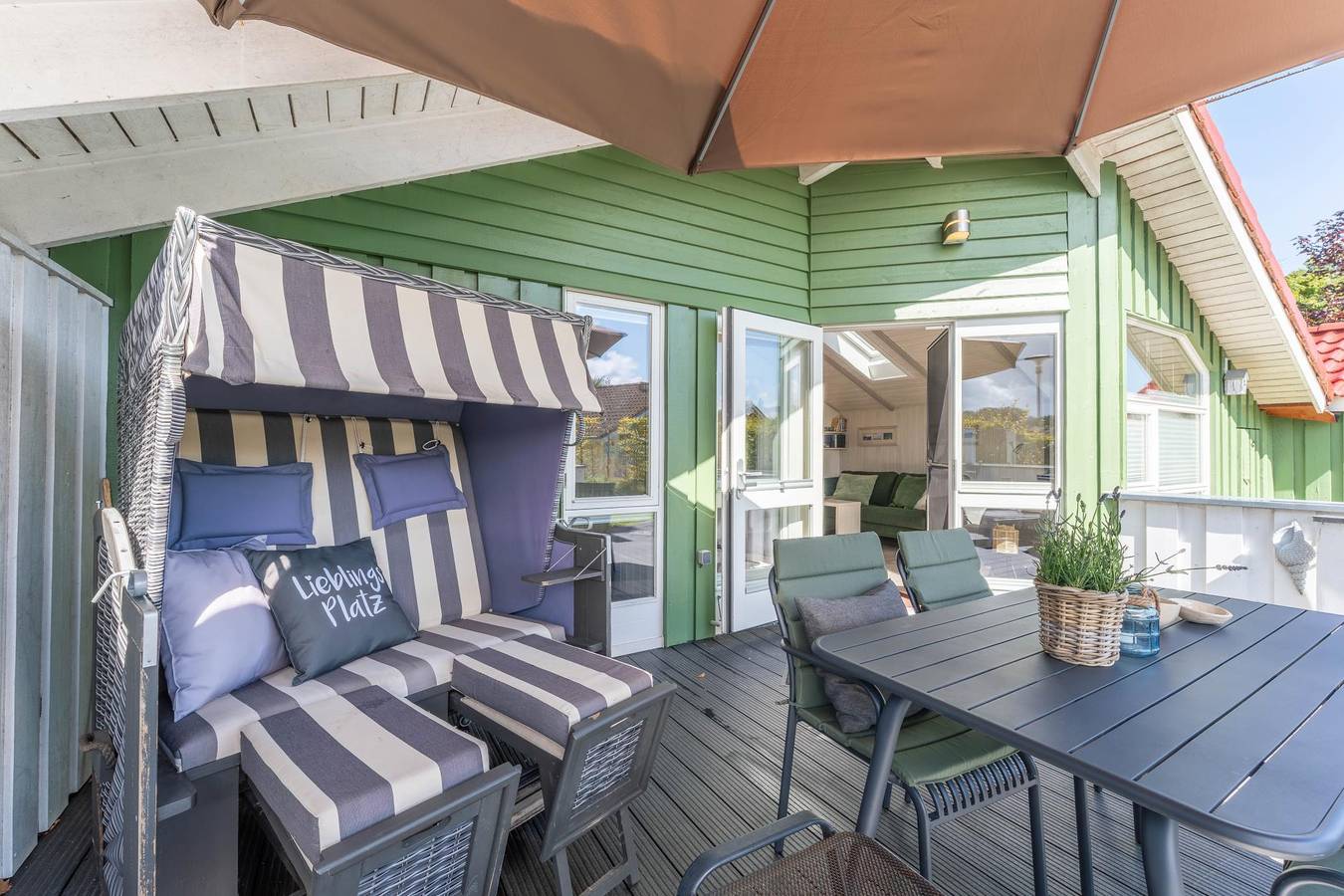 4 Personen Luxusferienhaus mit Sauna, Kaminofen, Klimaanlage, Kanu und Seeblick in Otterndorf in Otterndorf, Cuxland