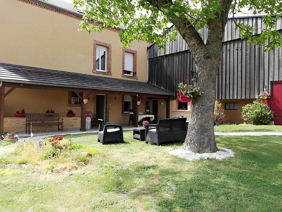 Chambres d'hôtes "Le Relais" - Chambre 1 in Arnac-la-Poste, Région de Bellac