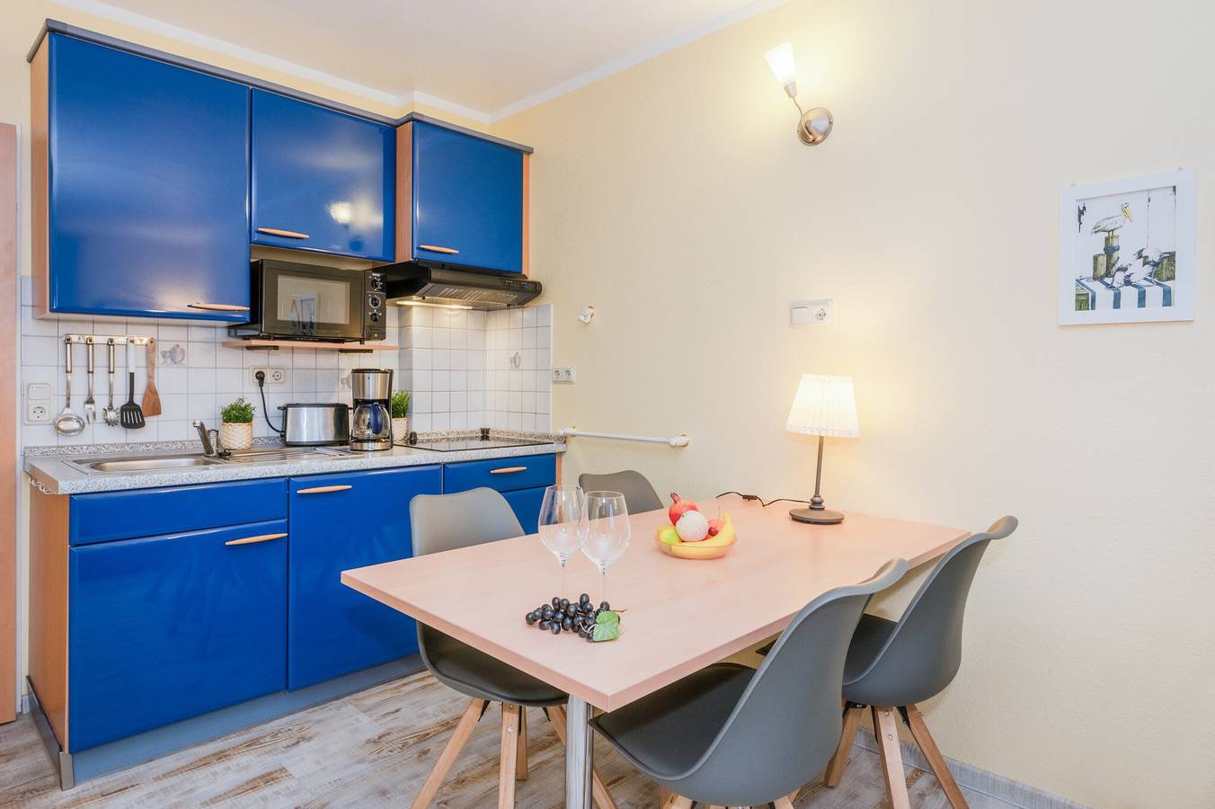 Ganze Wohnung, Ferienwohnung 'Typ B Erster Stock' mit Seeblick, Gemeinschaftsterrasse und Wlan in Loddin, Bernsteinbäder