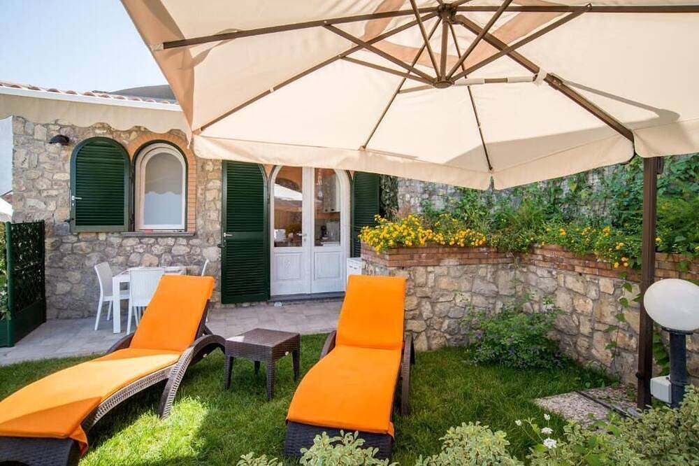Villa per 10 Persone in Vico Equense, Costa tirrenica Campania