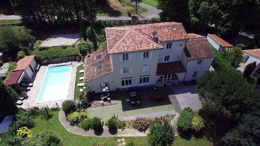Chambre d’hôte pour 2 personnes, avec jardin et piscine, animaux acceptés - 1