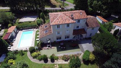 Chambre d’hôte pour 2 personnes, avec piscine et jardin, animaux acceptés dans l' Aude