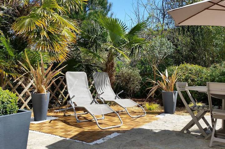 Location de vacances pour 2 personnes, avec Terrasse et Jardin dans Plage de Sainte Barbe