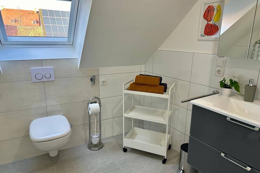 Ganze Wohnung, Ferienwohnung 1 mit ausziehbare Einzelbetten in Bad Königshofen i.Grabfeld, Rhön-Bayern