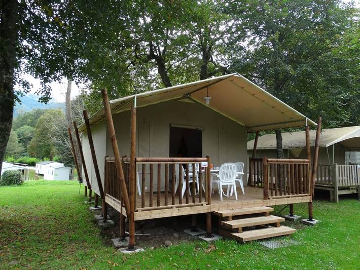 Location de vacances pour 5 personnes, avec jardin ainsi que bassin pour enfant et piscine, animaux acceptés à Peyrouse - 3