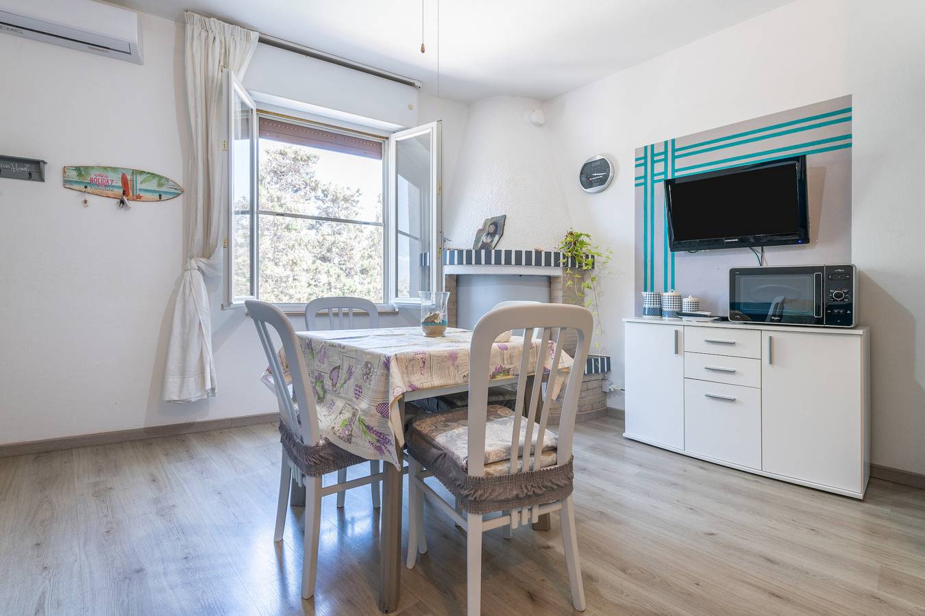 Apartamento entero, Apartamento 'Casa Marina' cerca de la playa con vistas al mar in Cussorgia, Calasetta