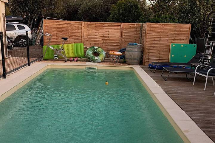 Apartamento de vacaciones para 4 personas, con jardín además de piscina y terraza - 1