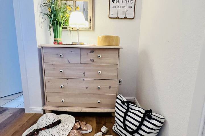 Ferienwohnung für 2 Personen, mit Whirlpool und Terrasse sowie Garten in Schönhagen