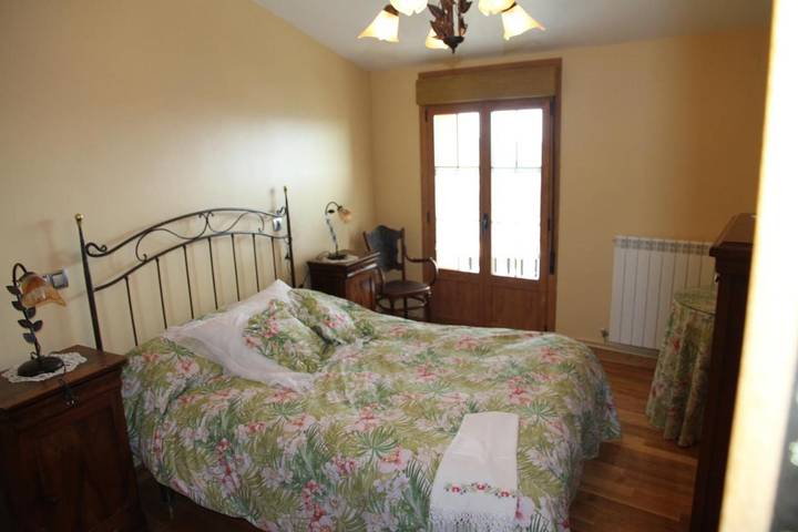 Casa rural para 4 personas, con vistas y jardín en Navarra - 2