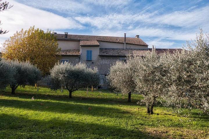 Gîte pour 7 personnes, avec terrasse et vue à Les Mées - 4