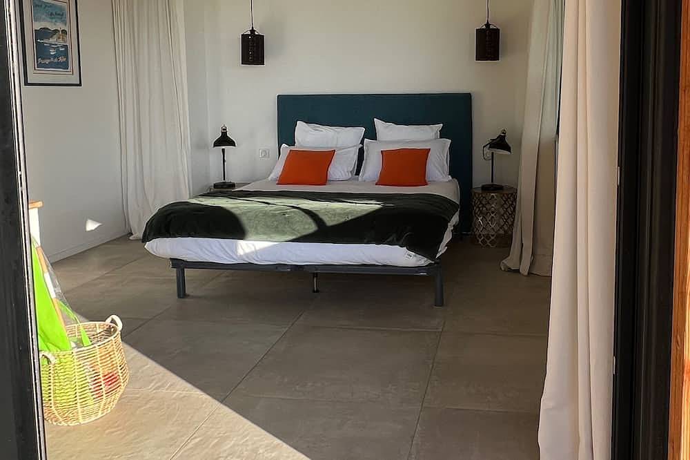 Zeitgenössisches Landhäuschen in Nizza mit Ungetrübten Meerblick in Nizza, Nizza und Umgebung