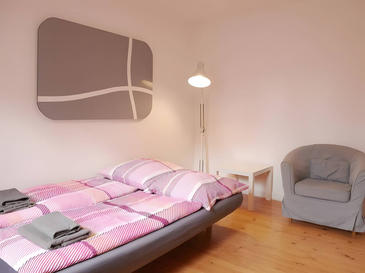 Entire apartment, Apartment 'Zweiteheimatfreiburg - Schwarz' with Shared Garden, Balcony and Wi-Fi in Stühlinger (Freiburg), Freiburg