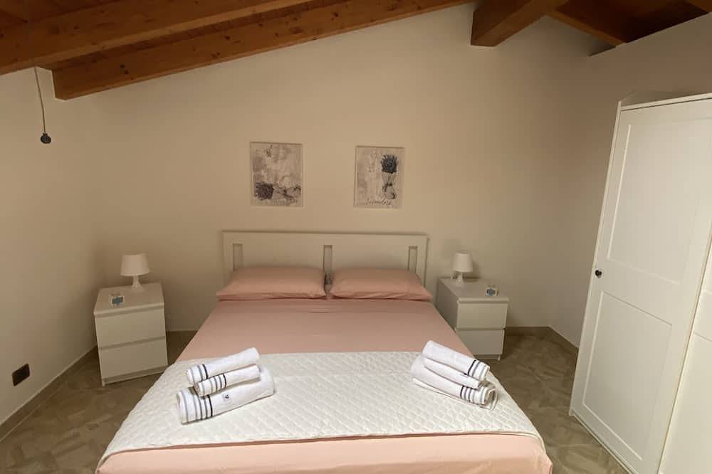 Apartamento entero, Detached house and outdoor terrace in Playa Mondello, Palermo