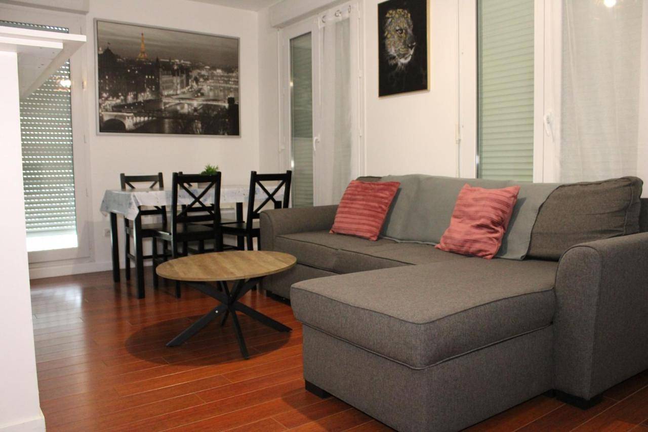 Appartement entier, Très bel appartement - Meaux - proche Disneyland in Meaux, Seine-et-Marne