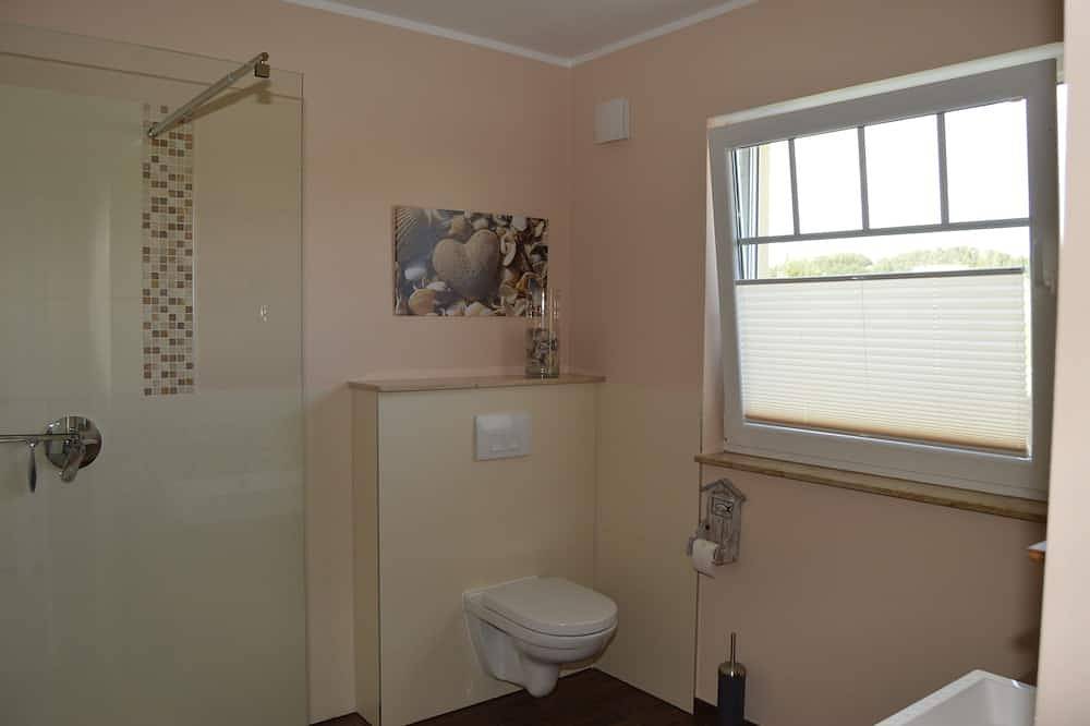 Privatstrand! Haus \"Wolkenlos\" mit Kamin & Sauna direkt am Strand in Löbnitz, Nordsachsen