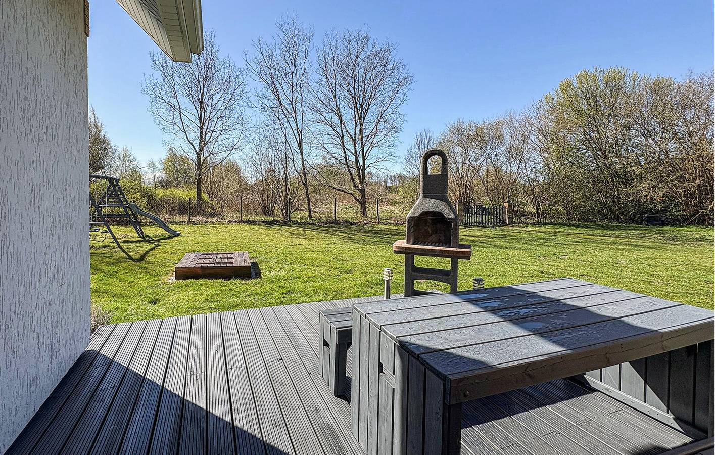 Ferienhaus für 6 Personen mit Terrasse in Powiat Sławieński
