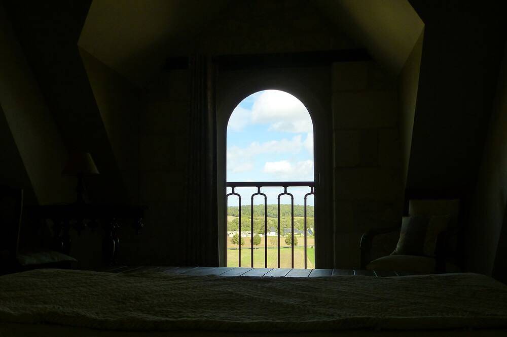 Chambre d'hôte de luxe  au cœur des Châteaux de la Loire  proche du Zoo Beauval in Saint-Jean-Saint-Germain, Région de Loches