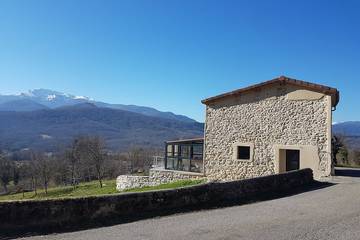 Gîte pour 6 personnes, avec terrasse à Leychert