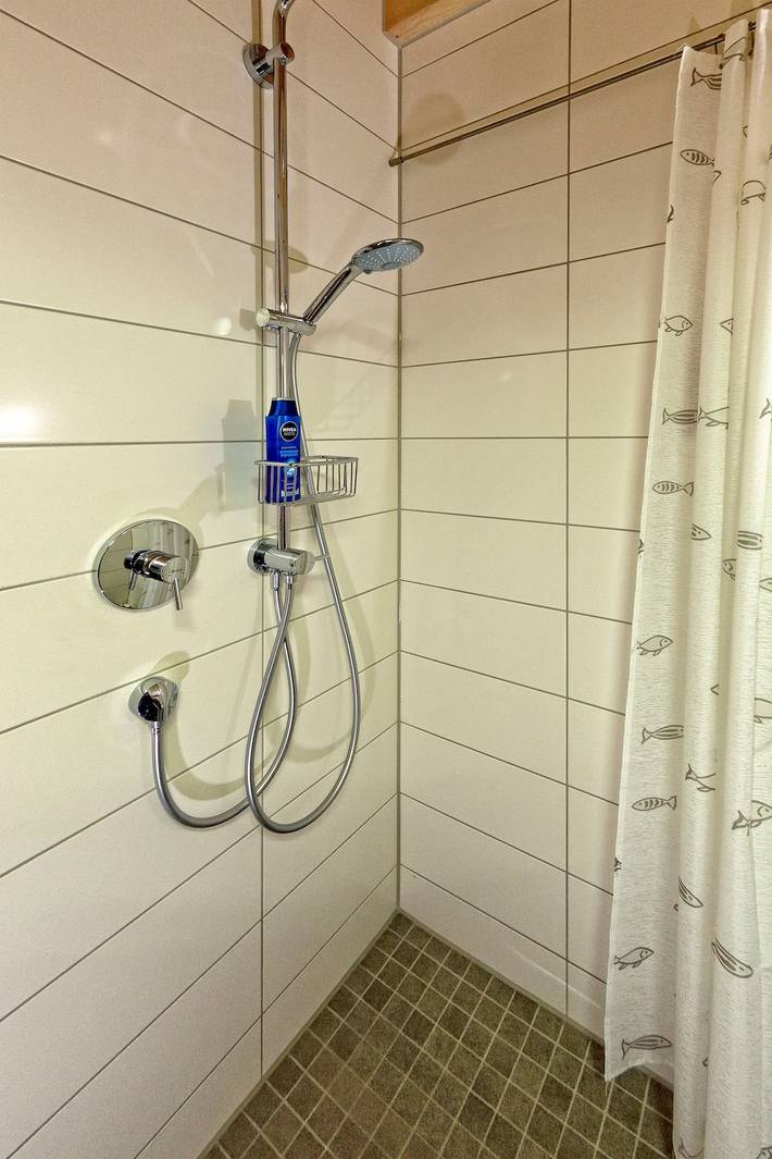 Appartement entier, Appartement 'Albfewo' avec terrasse, jardin et borne de recharge in St. Johann (Württemberg), Neckar-Alb
