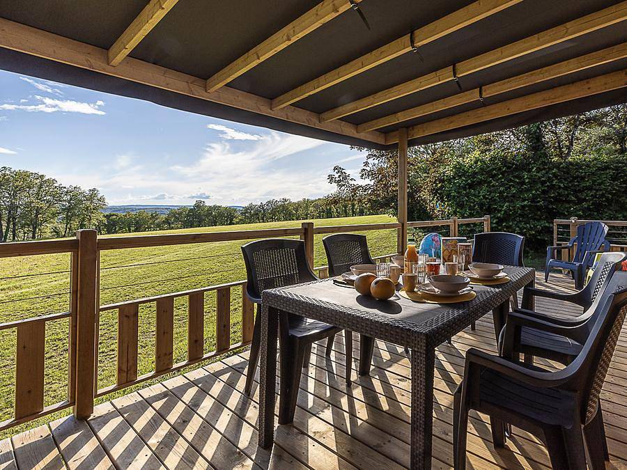 Camping Sites et Paysages - Les Hirondelles  - Mobilheim 8 personen - Premium Lacave - (3 Schlafräume) - Tv - Klimaanlage - Lv - 2 Bäder in Loupiac (Lot), Quercy