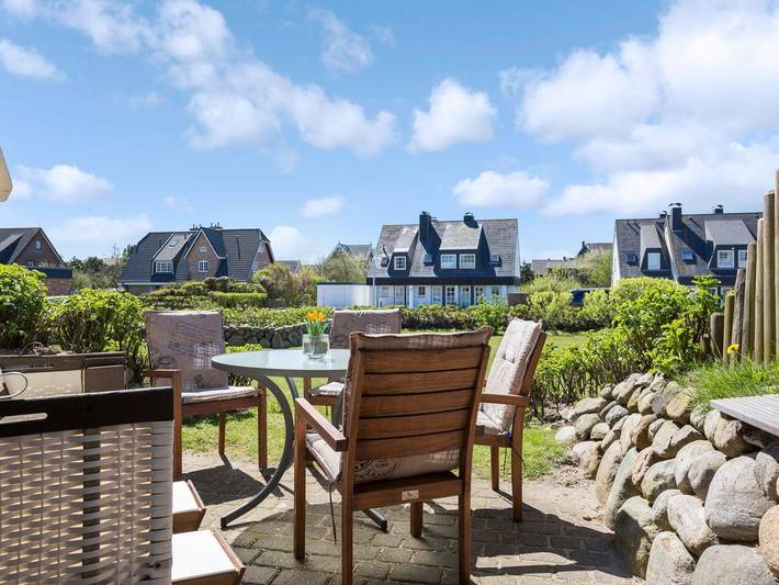 Ganze Ferienwohnung, Sylter Refugium, App. 2 - Mitten im beliebten Inselort Wenningstedt befindet sich dieses Appartement in Nordfriesische Inseln (Schleswig-Holstein) (Schleswig-Holstein), Wenningstedt