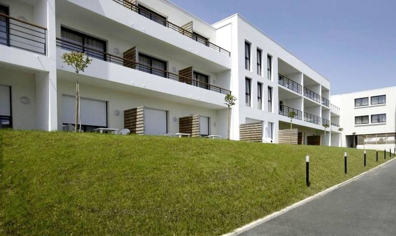 Parc de vacances pour 2 personnes, avec piscine et jardin en Charente-Maritime - 4