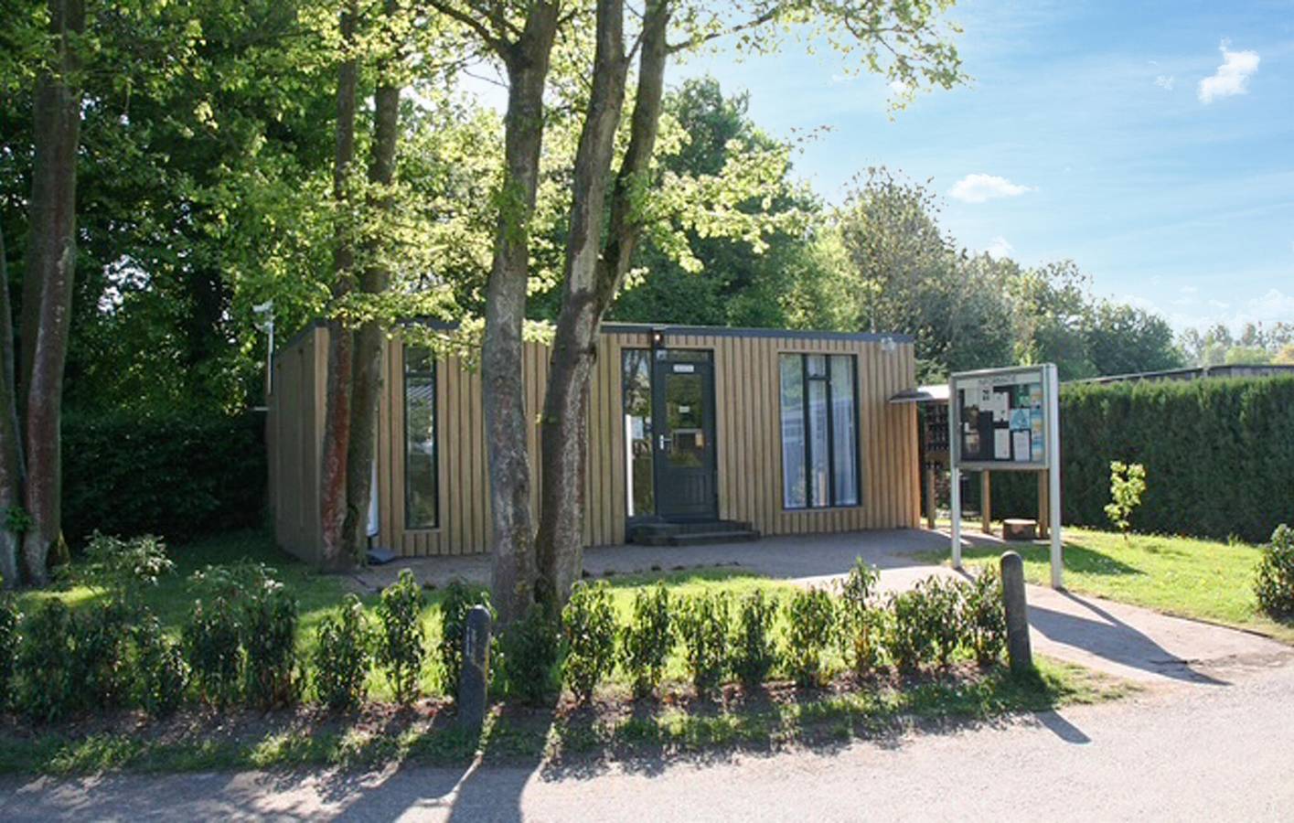 Holiday home for 4 people with garden in North Sea Netherlands