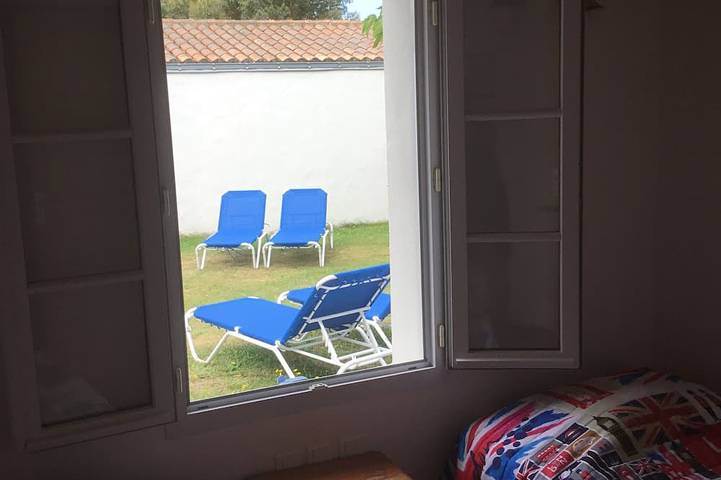 Location de vacances pour 8 personnes, avec jardin et jacuzzi dans Plage des Sableaux - 4