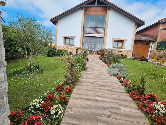 Maison de campagne pour 10 personnes, avec jardin - 1