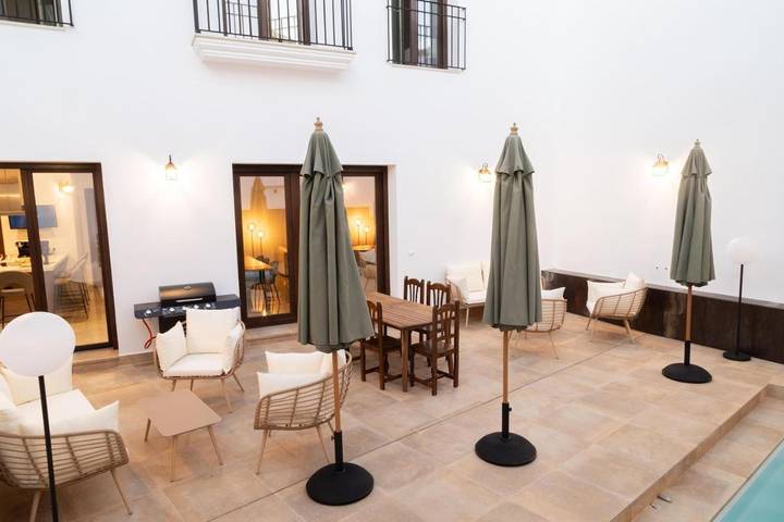 Alojamiento y desayuno para 2 personas, con Balcón y Terraza además de Piscina y Vistas en Cabeza la Vaca - 3