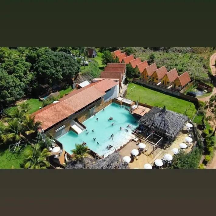 Aluguéis de quarto para 4 pessoas, com jardim e piscina, com animais de estimação em Governador Valadares