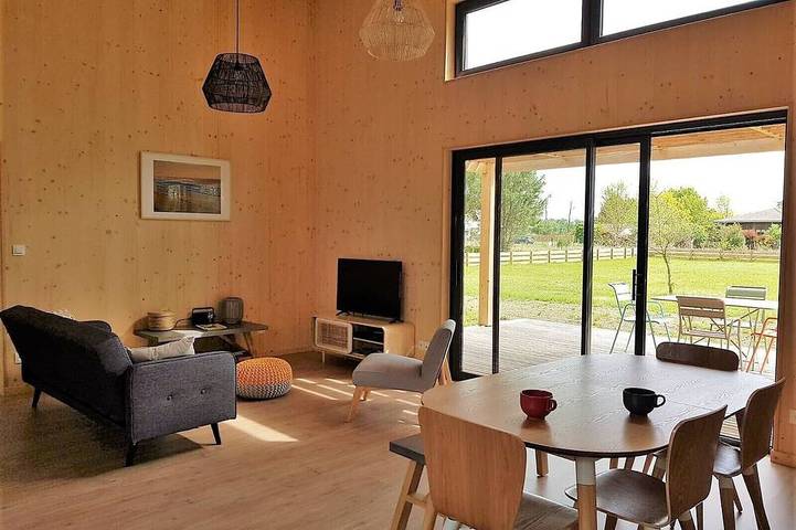 Ferienhaus für 6 Personen, mit Terrasse und Garten in Lit-et-Mixe