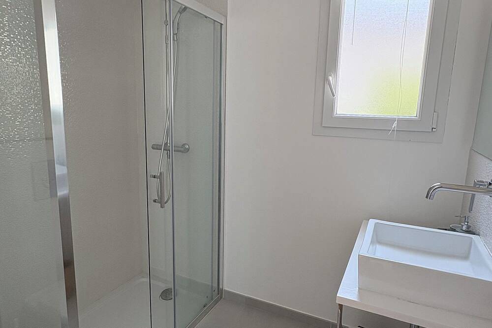 New architect house, quiet with heated pool in Saint-Florent, Calvi region