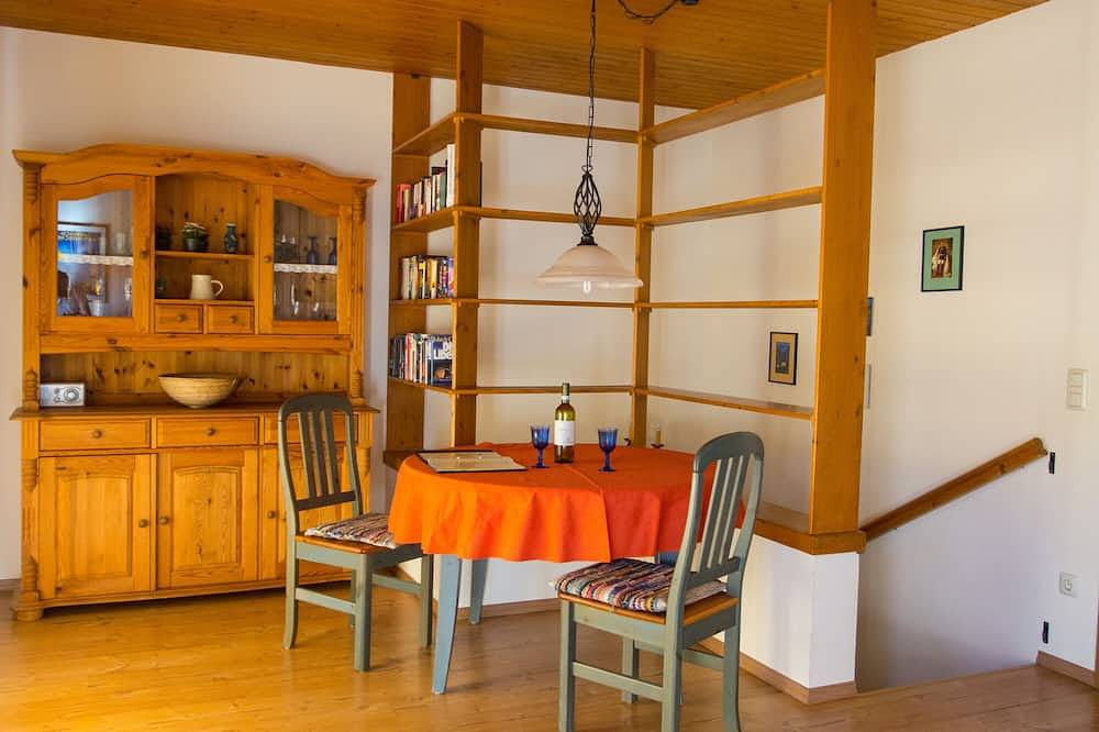 Ganze Wohnung, Ferienwohnungen an der Loisach, Wohnung Iii in Garmisch-Partenkirchen, Bayerische Alpen