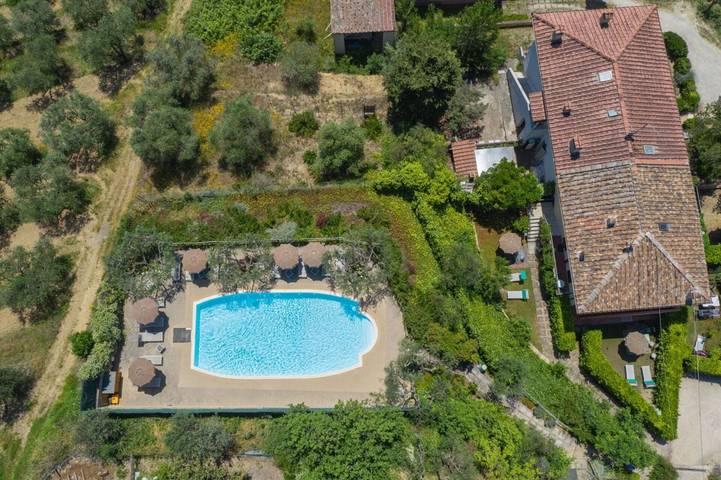 Maison de campagne pour 2 personnes, avec jardin et piscine à Poggibonsi - 2