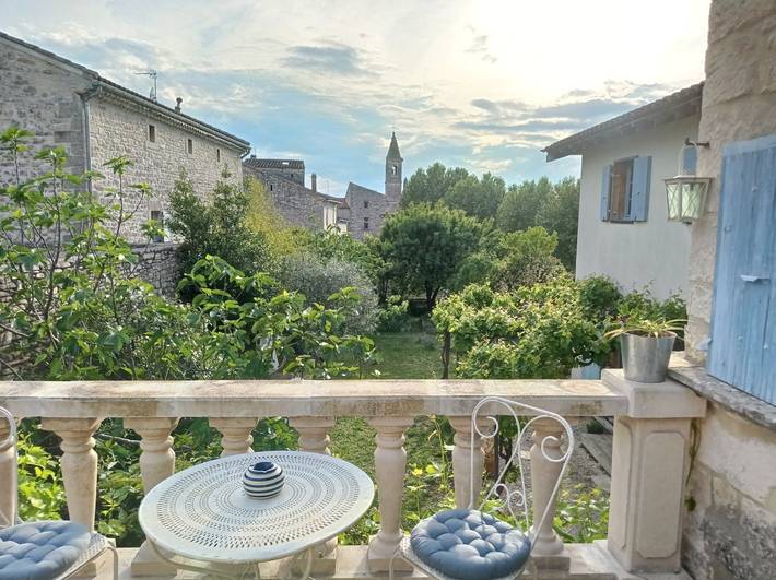 Gîte pour 3 personnes, avec jardin à Barjac - 3