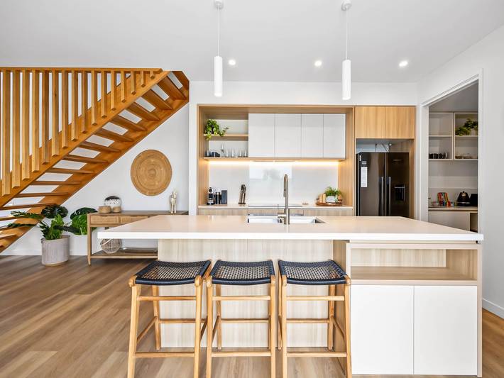 Apartamento entero, Impresionante casa de 3 dormitorios en Bokarina, a pasos de la playa in Sunshine Coast