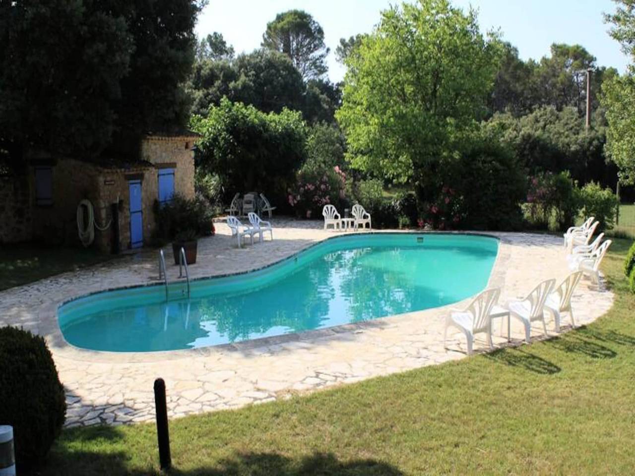Location De Vacances pour 6 Personnes dans Flayosc, Région de Draguignan