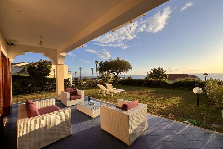 Appartamento vacanze per 6 persone, con giardino - 1