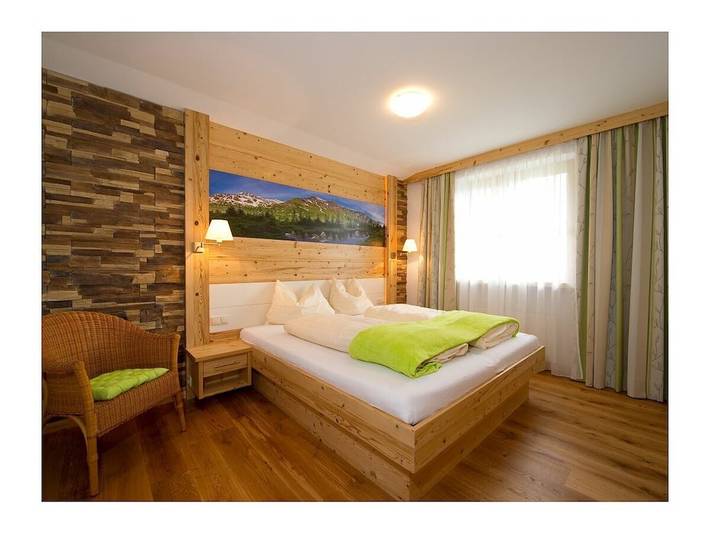 Ferienhaus für 6 Personen, mit Balkon und Garten sowie Pool in Rauris - 2