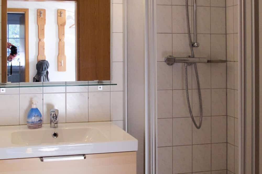 Ganze Wohnung, Im Dörp by Interhome in Waase, Ummanz