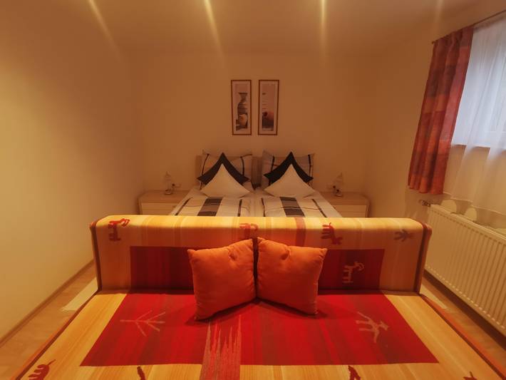 Ferienwohnung für 5 Personen, mit Ausblick und Terrasse in Heiligenblut - 4