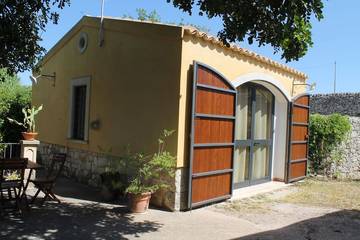 Agriturismo per 3 Persone in Modica, Provincia di Ragusa, Foto 1