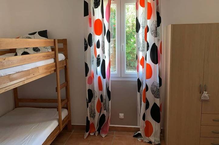 Villa pour 6 personnes, avec jardin et terrasse à Vallon-Pont-d'Arc - 4