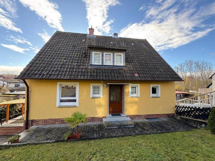 Ferienwohnung für 2 Personen, mit Balkon und Terrasse sowie Garten und Ausblick in Frickenhausen am Main