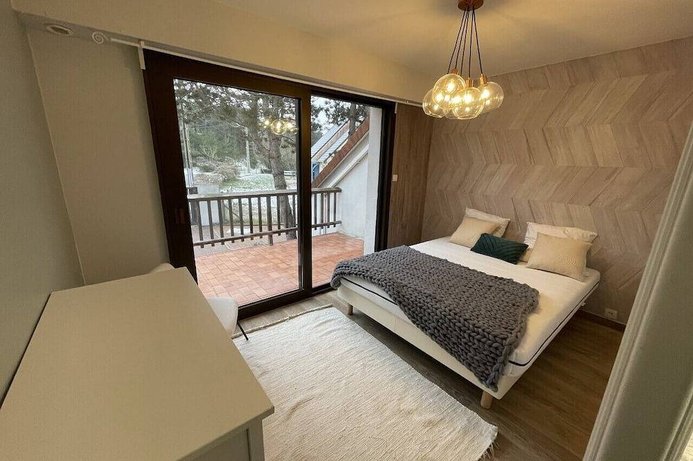 Large 14 Pers villa with heated pool 200 m from the sea in Quend Plage, Quend