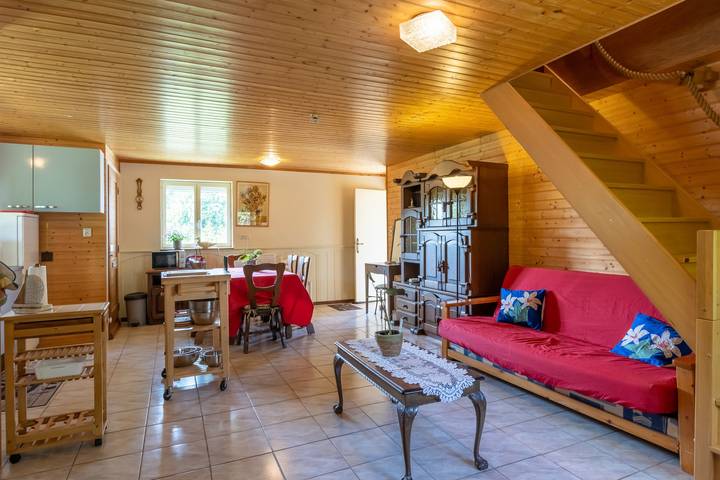Casa Independiente en Rouffignac: Encanto Natural, Terraza, Spa y Talleres Culinarios in Rouffignac-Saint-Cernin-de-Reilhac, Périgord Noir