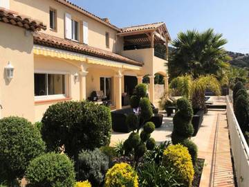 Ferienwohnung für 8 Personen in La Londe-les-Maures, Toulon Region, Bild 2